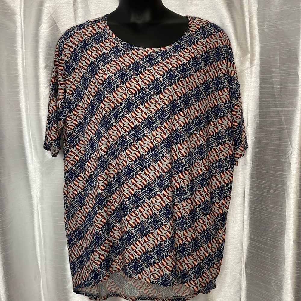 LuLaRoe Irma NWT Women’s 2XL Spirit of 76 Patriotic Americana Short Sleeve Top